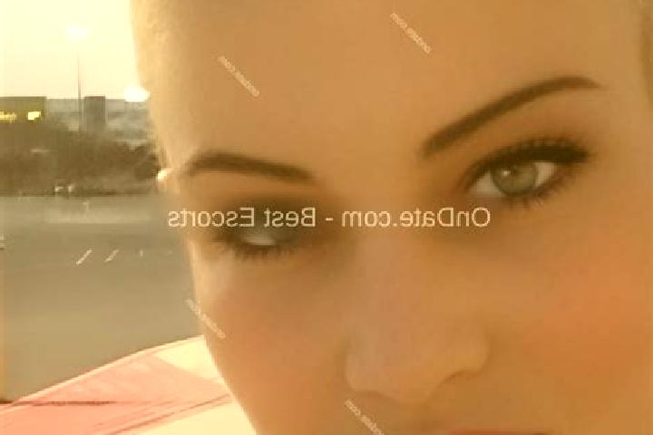 Aurora, 34 — Escort in Lovejoy, United States