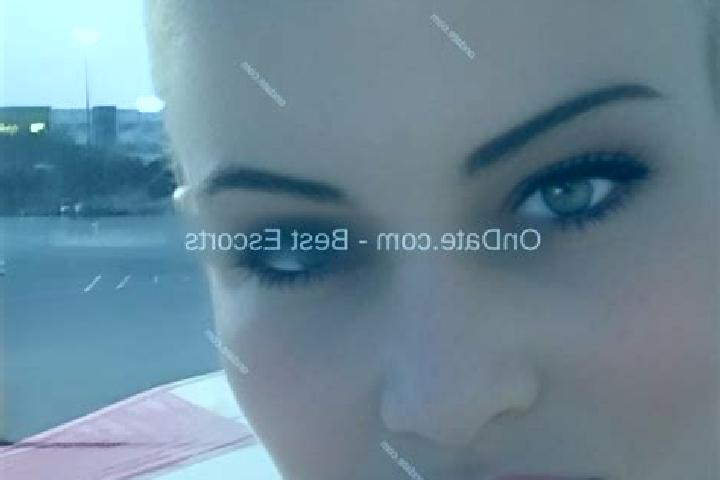 Aurora, 34 — Escort in Sanford, United States