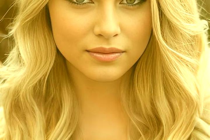 Aurora, 35, a blonde dark-eyed ebony companion based in GJinh Lap. Offering Deep French Kissing, A-Level, Duos, CIM, Couples. Available for incall and outcal...