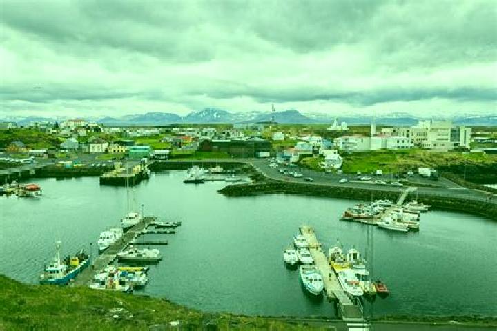 Aurora, 35 — Escort in Stykkisholmur, Iceland