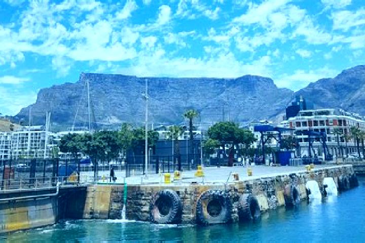 Aurora, 35 — Escort in Vila Nova/Lombo Tanque, Cape Verde
