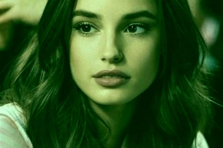 Aurora, 36, a brunette brown-eyed indian companion based in Yao. Offering Couples, BDSM, Striptease, CIM. Available for incall and outcall, day and evening d...