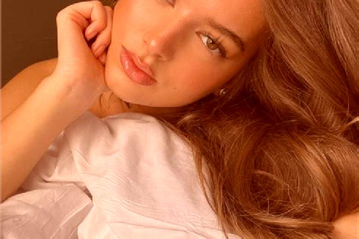 Aurora, 36, a chestnut dark-eyed latina companion based in San Dionisio Ocotepec. Offering Tantra, Erotic Massage, Roleplay, CIM. Available for incall and ou...