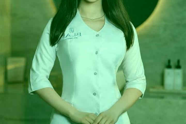 Aurora, 36, a chestnut grey-eyed caribbean companion based in Tindu. Offering Tantra, Erotic Massage, Striptease, Domination. Available for incall and outcal...