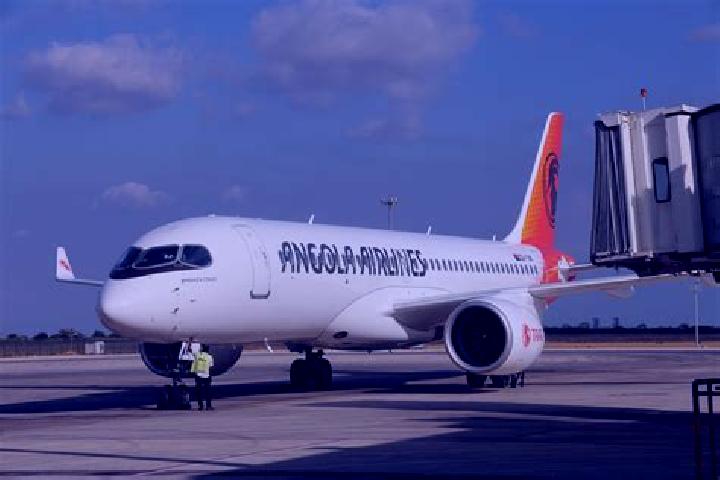 Aurora, 36 — Escort in Bindo, Angola