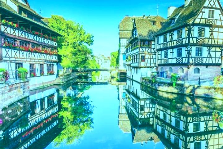 Aurora, 36 — Escort in Flavin, France