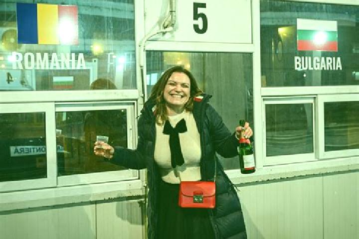 Aurora, 36 — Escort in Hadareni, Romania