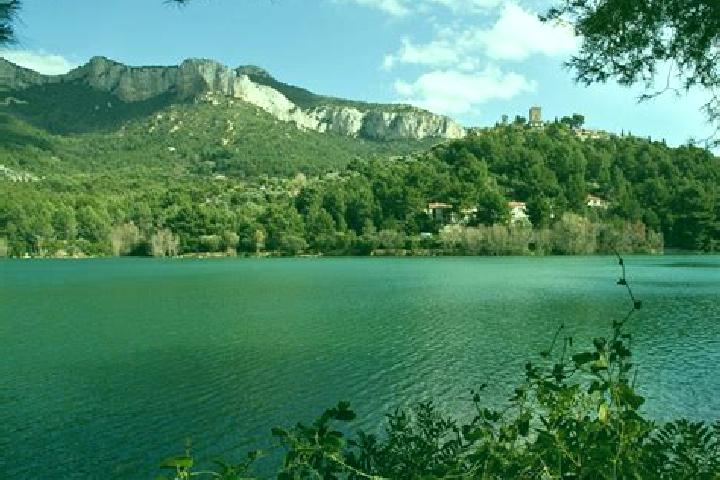 Aurora, 36 — Escort in Le Revest-les-Eaux, France