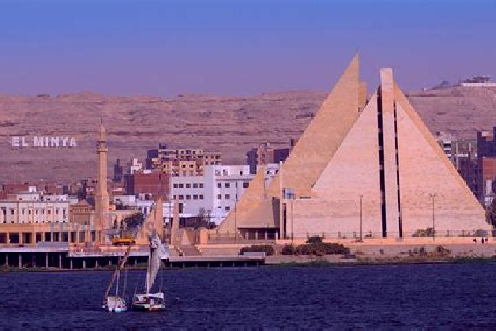 Aurora, 36 — Escort in Minya al Qamh, Egypt