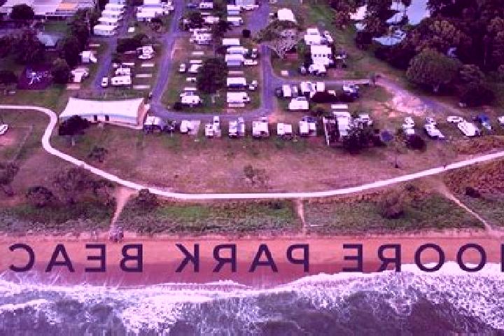 Aurora, 36 — Escort in Moore Park Beach, Australia