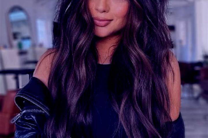 Aurora, 37, a brunette dark-eyed asian companion based in Aberdour. Offering Tantra, Overnight, Fetish, Couples. Available for incall and outcall, day and ev...