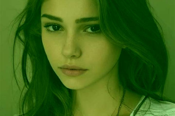 Aurora, 37, a chestnut hazel-eyed slavic companion based in Krynica Morska. Offering CIM, Overnight, Deep French Kissing. Available for incall and outcall, d...