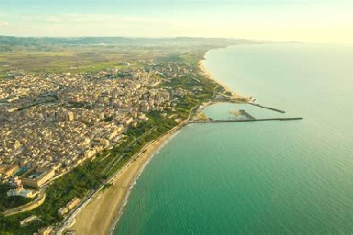 Aurora, 37 — Escort in Carlentini Nord, Italy