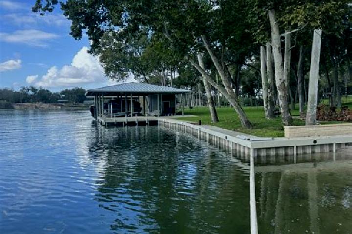 Aurora, 37 — Escort in Lake Dunlap, United States