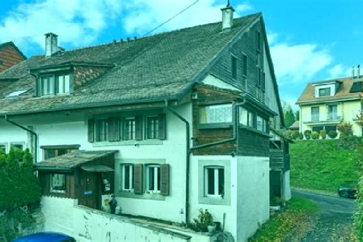 Aurora, 37 — Escort in Pailly, Switzerland