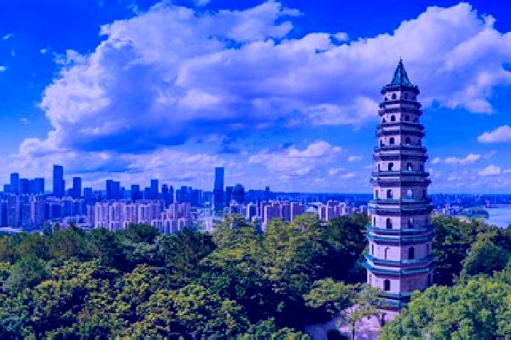 Aurora, 37 — Escort in Qingxiu, China