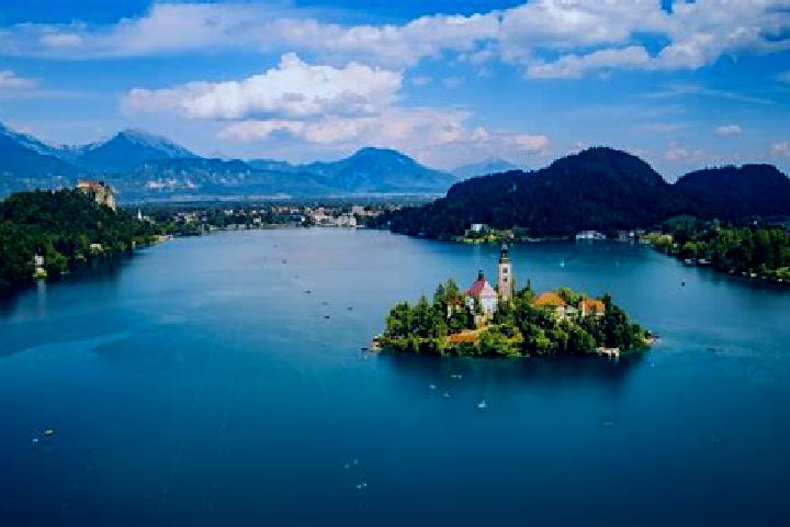 Aurora, 37 — Escort in Ribno, Slovenia