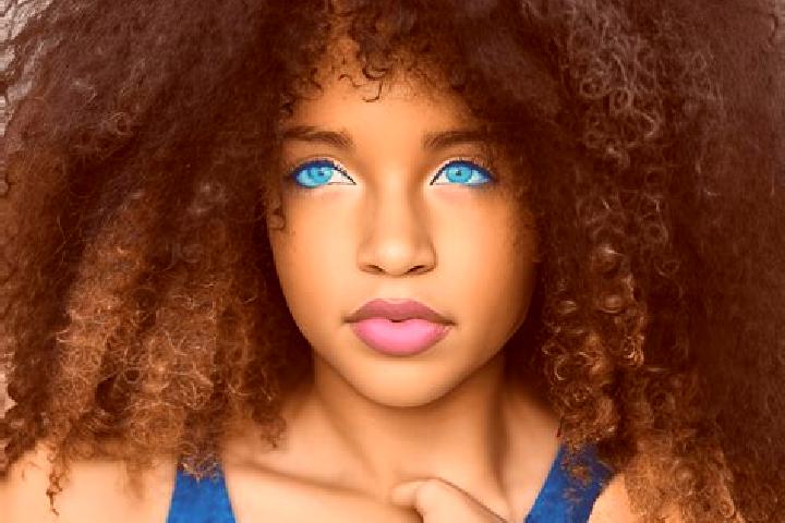 Aurora, 38, a black blue-eyed mixed companion based in Ello. Offering Fetish, Dinner Date, Domination. Available for incall and outcall, day and evening dates.