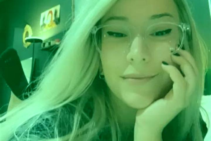 Aurora, 38, a blonde amber-eyed asian companion based in Haine-Saint-Paul. Offering Domination, 69, BDSM, Massage. Available for incall and outcall, overnigh...
