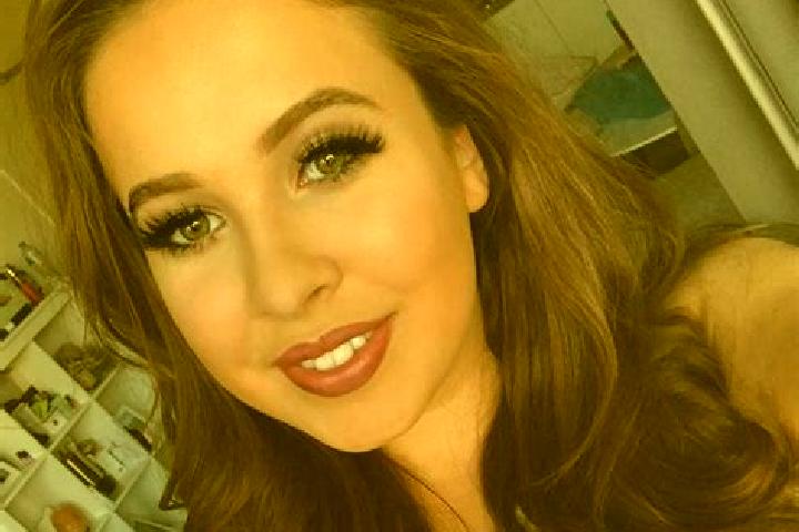 Aurora, 38, a brunette grey-eyed slavic companion based in Giardino-Botto. Offering Dinner Date, Striptease, Duos, OWO, Fetish. Available for incall and outc...