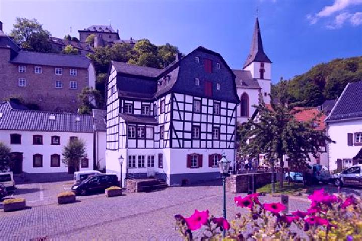 Aurora, 38 — Escort in Blankenheim, Germany