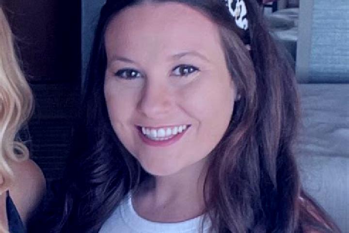 Aurora, 38 — Escort in Lilburn, United States