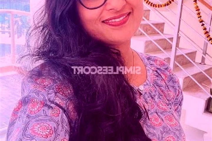 Aurora, 38 — Escort in Madurai, India