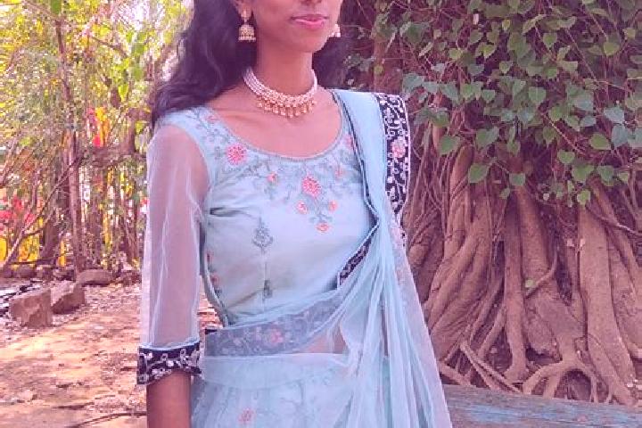 Aurora, 38 — Escort in Makhjan, India