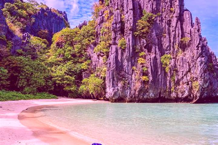 Aurora, 38 — Escort in Mariano, Philippines
