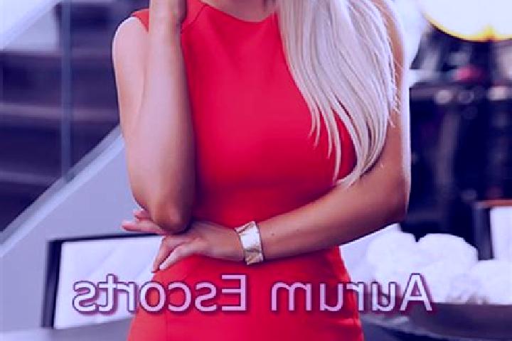 Aurora, 39, a blonde amber-eyed slavic companion based in Tirukkoyilur. Offering Massage, Deep French Kissing, Dinner Date, Overnight. Available for incall a...