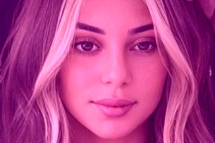 Aurora, 39, a blonde brown-eyed caribbean companion based in Baishijie. Offering A-Level, Duos, Domination, Couples. Available for incall and outcall, day an...