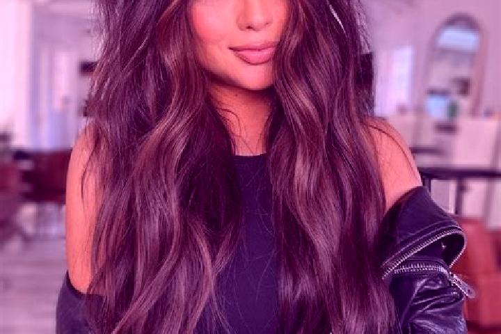 Aurora, 39, a brunette dark-eyed slavic companion based in Quissac. Offering OWO, 69, Overnight. Available for incall and outcall, overnight bookings available.