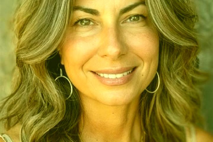 Aurora, 39, a brunette grey-eyed middle eastern companion based in Doko. Offering Duos, Dinner Date, Girlfriend Experience, 69. Available for incall and outc...