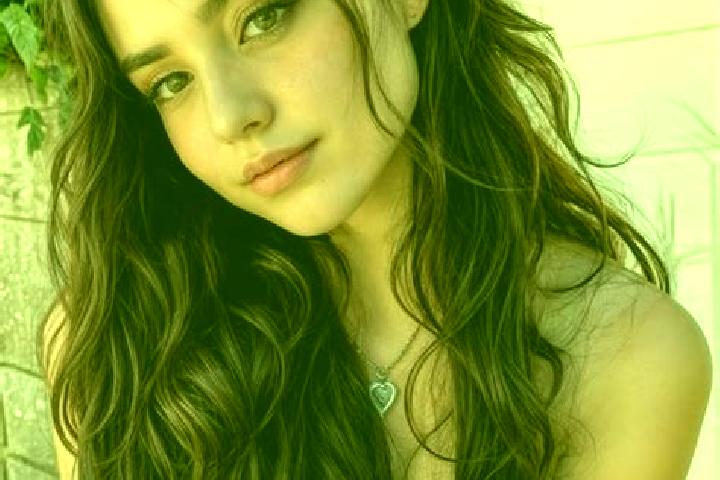 Aurora, 39, a chestnut hazel-eyed european companion based in Yichun. Offering CIM, A-Level, Party Girl, Domination. Available for incall and outcall, day an...