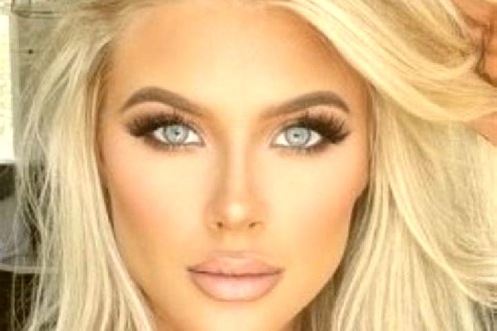 Aurora, 39, a platinum blonde dark-eyed ebony companion based in Unterengstringen. Offering Striptease, BDSM, Girlfriend Experience, Domination. Available fo...