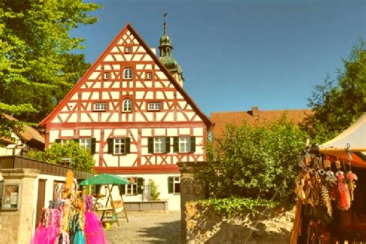 Aurora, 39 — Escort in Erlbach, Germany