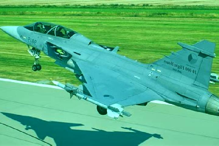 Aurora, 39 — Escort in Liuzuo, China