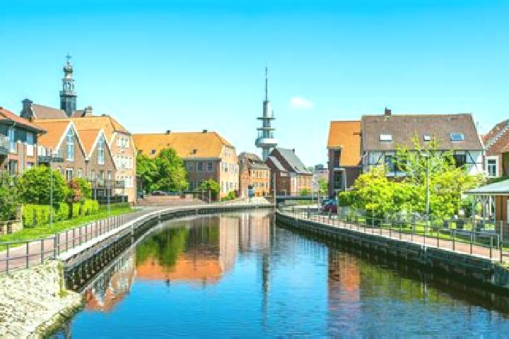 Aurora, 39 — Escort in Reinbeck, United States