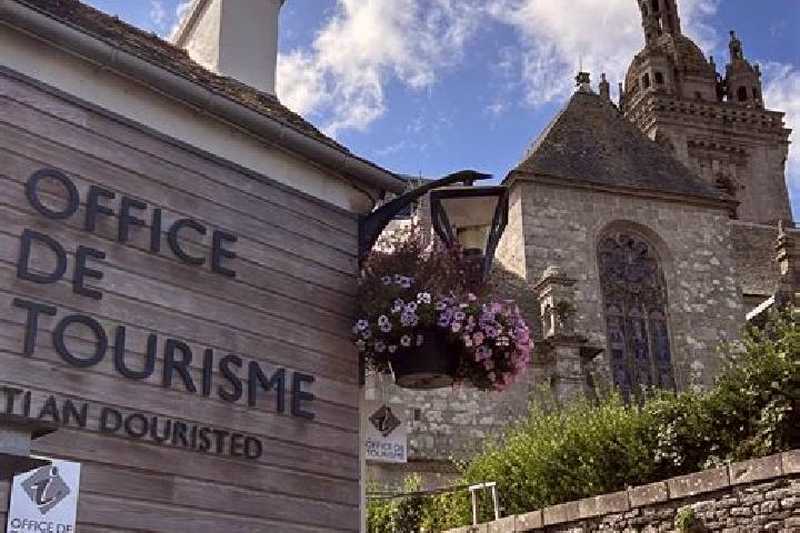 Aurora, 39 — Escort in Saint-Thegonnec, France