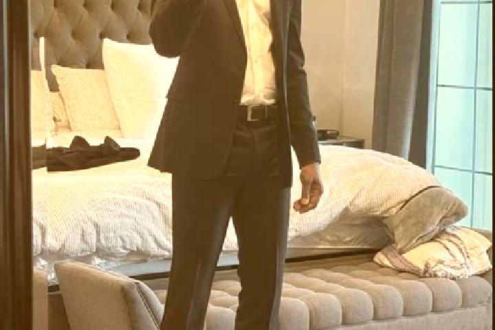 Ava, 20, a black dark-eyed european companion based in Munsingen. Offering Dinner Date, Prostate Massage, GFE. Available for incall and outcall, day and even...