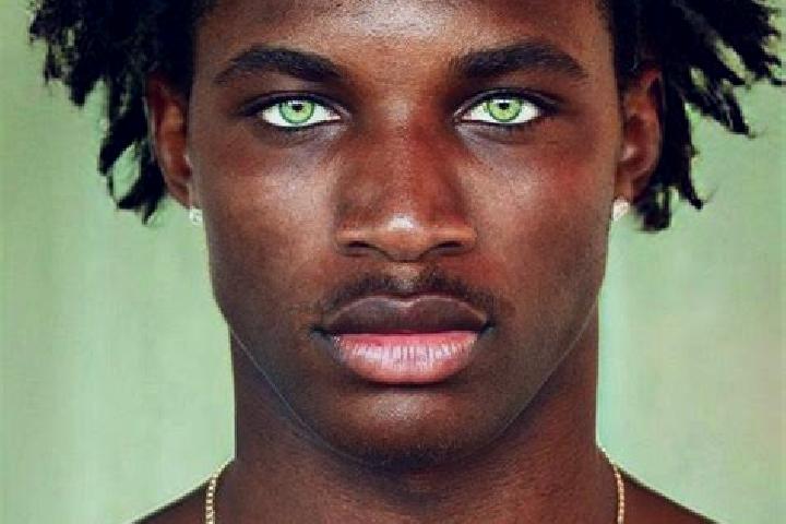 Ava, 20, a black green-eyed mixed companion based in Ardud. Offering Couples, Roleplay, Dinner Date, A-Level. Available for incall and outcall, overnight boo...