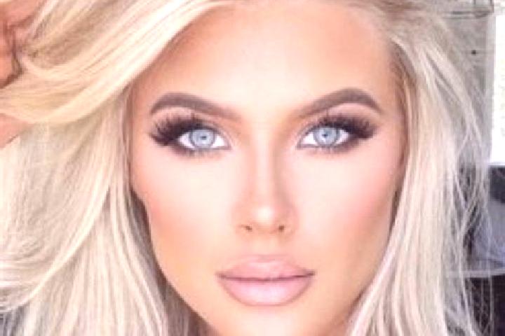 Ava, 20, a platinum blonde green-eyed indian companion based in Castel Gandolfo. Offering Striptease, 69, GFE, BDSM. Available for incall and outcall, day an...