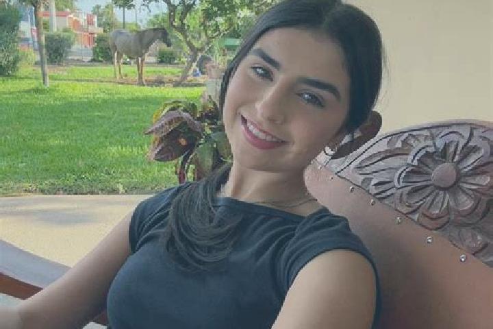 Ava, 20 — Escort in Alhuey, Mexico