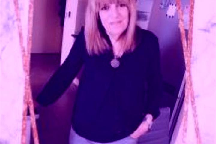 Ava, 20 — Escort in Dange-Saint-Romain, France