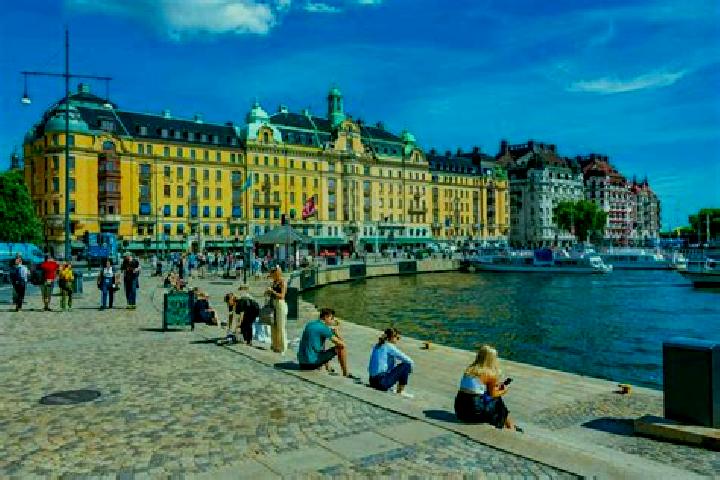 Ava, 20 — Escort in Fittja, Sweden
