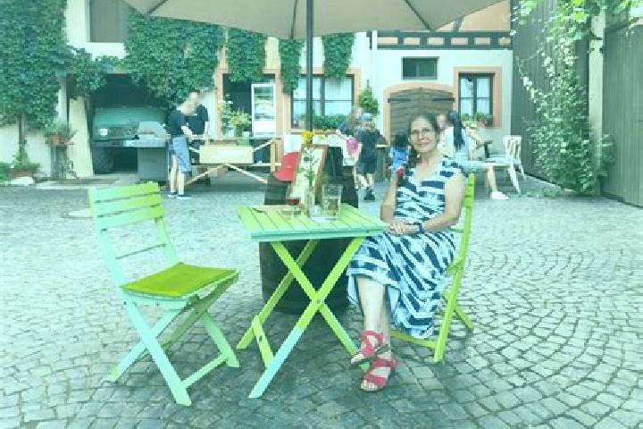Ava, 20 — Escort in Grolsheim, Germany