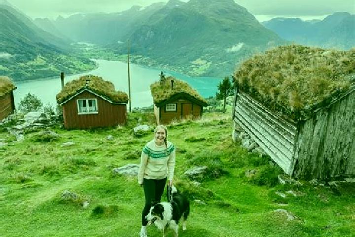 Ava, 20 — Escort in Karasjohka, Norway