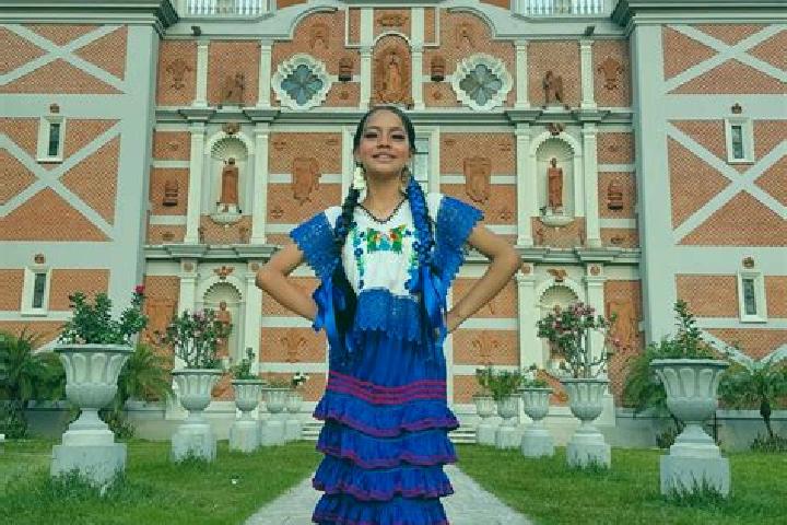 Ava, 20 — Escort in La Mixtequita, Mexico