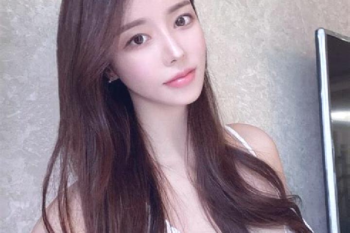 Ava, 20 — Escort in Songkeng, China