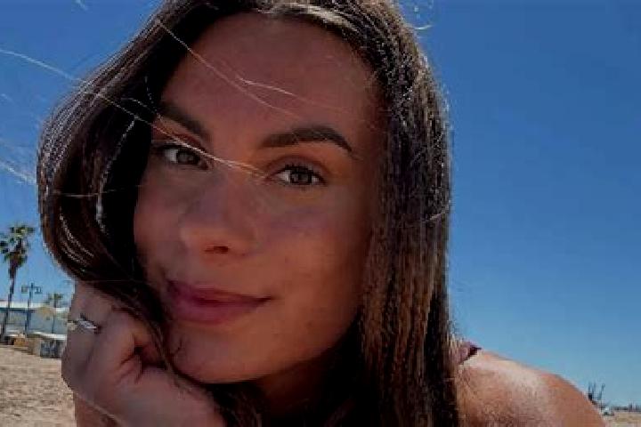 Ava, 20 — Escort in Zamarra, Spain